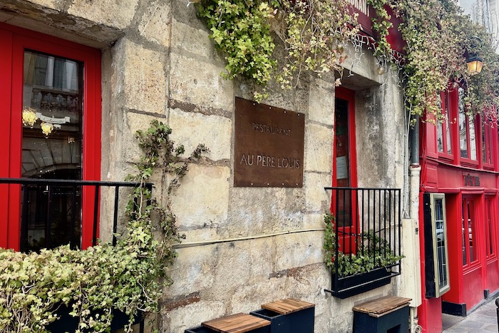 Au Père Louis – Weinbar & Restaurant in Paris St. Germain